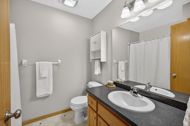 5111 109th Avenue N, Champlin, MN 55316