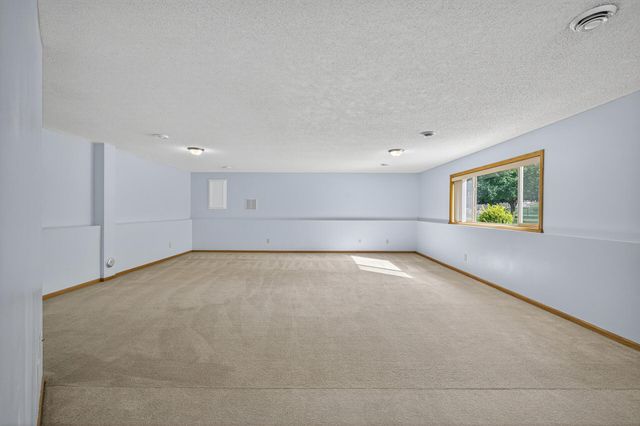 5111 109th Avenue N, Champlin, MN 55316