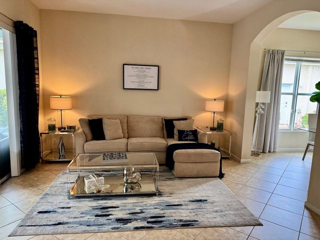127 Palm Beach Plantation Boulevard, West Palm Beach, FL 33411