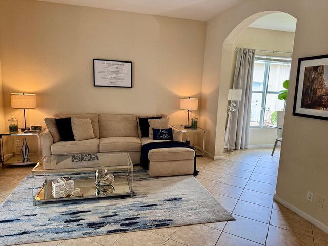127 Palm Beach Plantation Boulevard, West Palm Beach, FL 33411