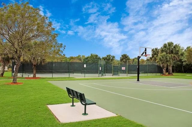 127 Palm Beach Plantation Boulevard, West Palm Beach, FL 33411