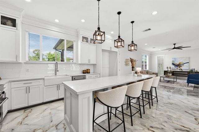 4429 Ella Boulevard, Houston, TX 77018
