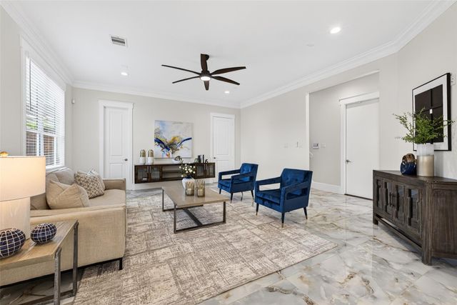 4429 Ella Boulevard, Houston, TX 77018