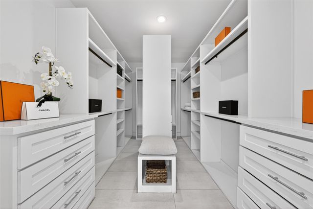 4429 Ella Boulevard, Houston, TX 77018