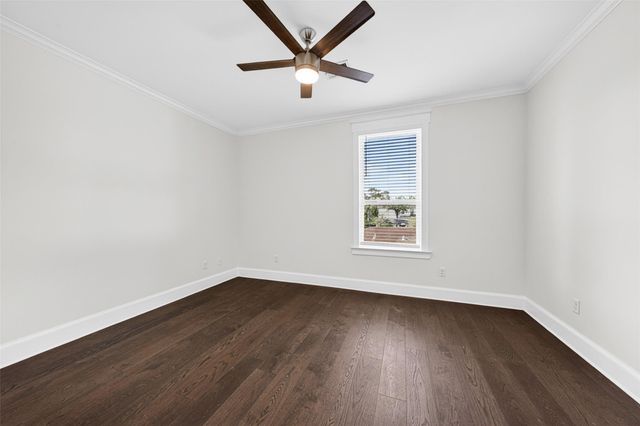 4429 Ella Boulevard, Houston, TX 77018
