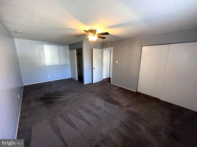 2905 AUBURN CT, Mount Laurel, NJ 08054