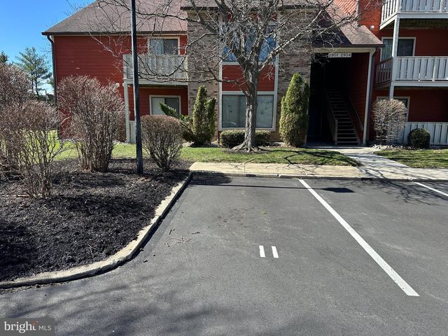 2905 AUBURN CT, Mount Laurel, NJ 08054