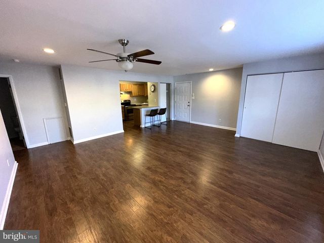 2905 AUBURN CT, Mount Laurel, NJ 08054