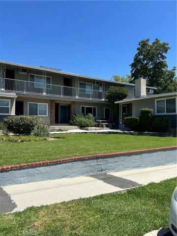 144 N Baldwin, Sierra Madre, CA 91024