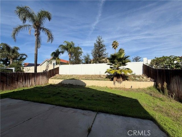 14932 Dandelion Court, Fontana, CA 92336
