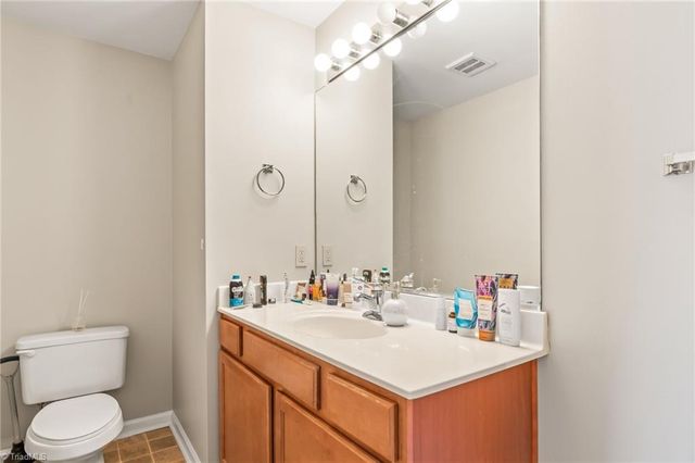 4455 Brassfield Drive 209, Winston-salem, NC 27105