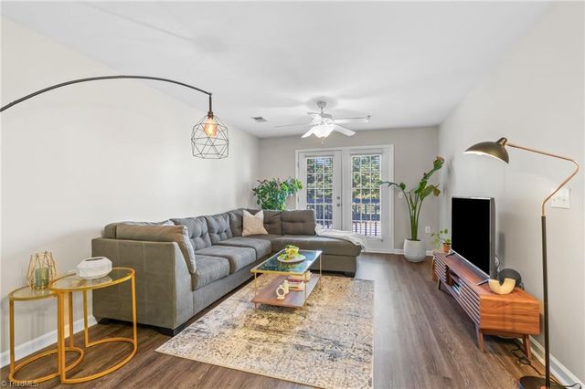 4455 Brassfield Drive 209, Winston-salem, NC 27105