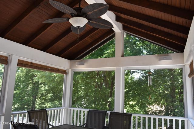 3331 Audubon Ridge Dr, Louisville, KY 40213