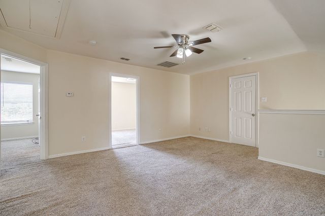 5711 Homestead Road, Arlington, TX 76017