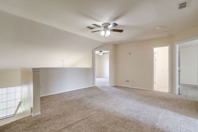 5711 Homestead Road, Arlington, TX 76017