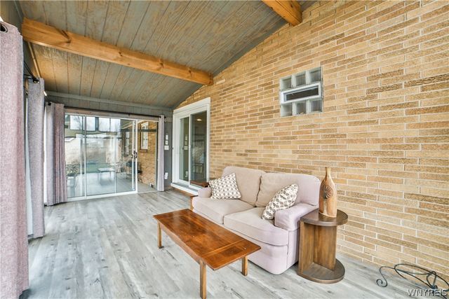 267 Amherston Drive, Amherst, NY 14221