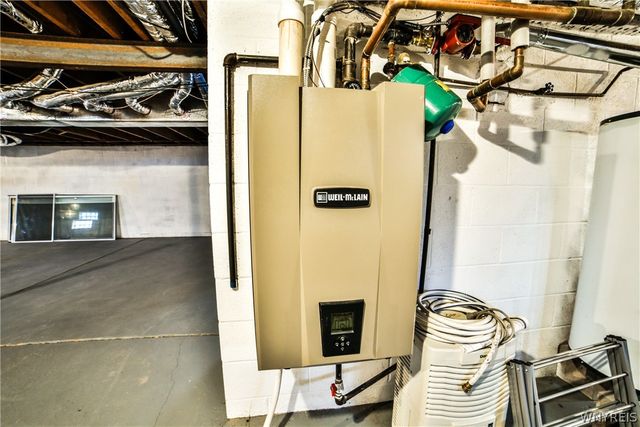 267 Amherston Drive, Amherst, NY 14221