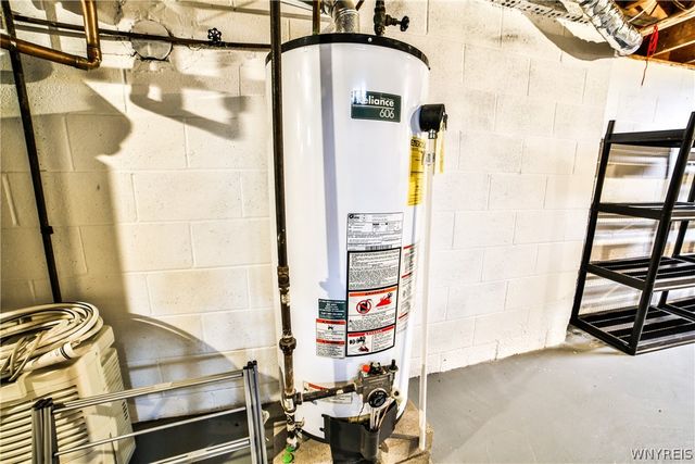 267 Amherston Drive, Amherst, NY 14221