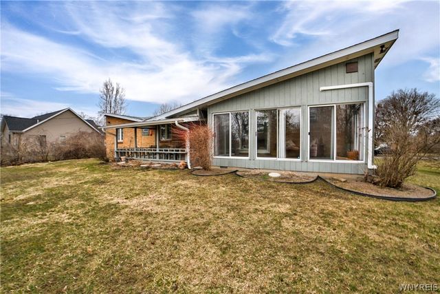 267 Amherston Drive, Amherst, NY 14221