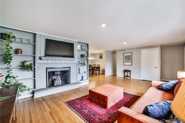 267 Amherston Drive, Amherst, NY 14221