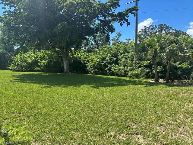 16660 Coriander LN, Fort Myers, FL 33908