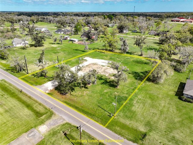 5718 County Road 707, Brazoria, TX 77422