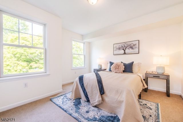 54 S Maple Ave D, East Orange City, NJ 07018