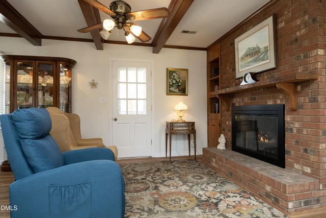 1067 Mccray Road, Burlington, NC 27217