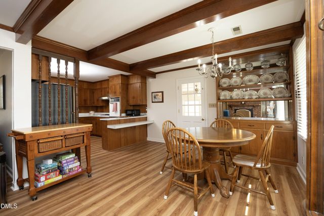 1067 Mccray Road, Burlington, NC 27217