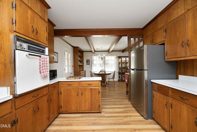 1067 Mccray Road, Burlington, NC 27217