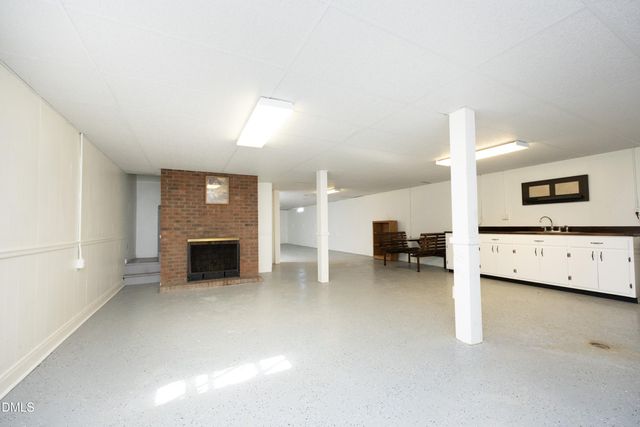 1067 Mccray Road, Burlington, NC 27217