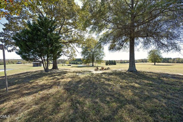 1067 Mccray Road, Burlington, NC 27217