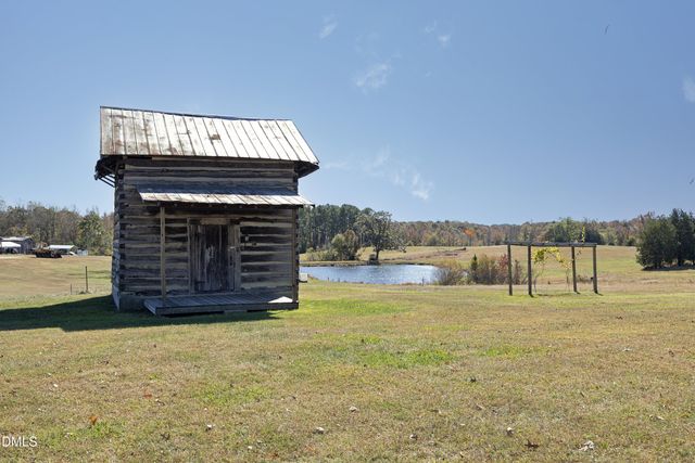 1067 Mccray Road, Burlington, NC 27217