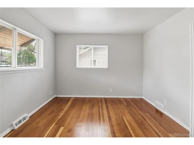 3229 W Exposition Ave, Denver, CO 80219