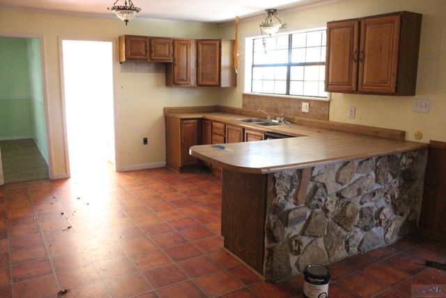 1407 Romy Dr, Lockport, LA 70374