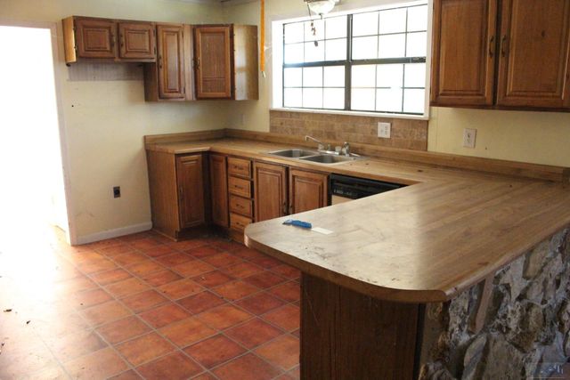 1407 Romy Dr, Lockport, LA 70374