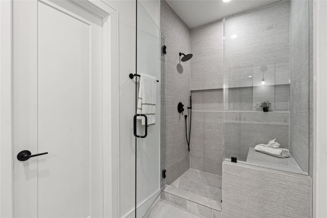 8019 Grandview Street, Houston, TX 77051