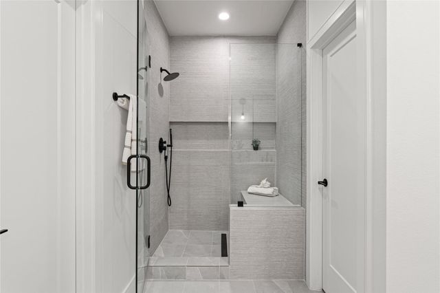 8019 Grandview Street, Houston, TX 77051