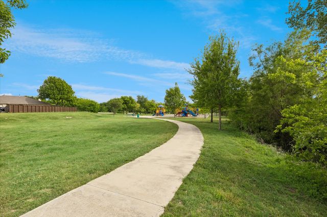 2736 Ensenada Lane, Fort Worth, TX 76108