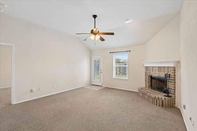 2736 Ensenada Lane, Fort Worth, TX 76108