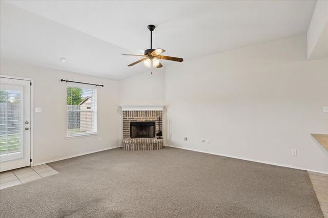 2736 Ensenada Lane, Fort Worth, TX 76108