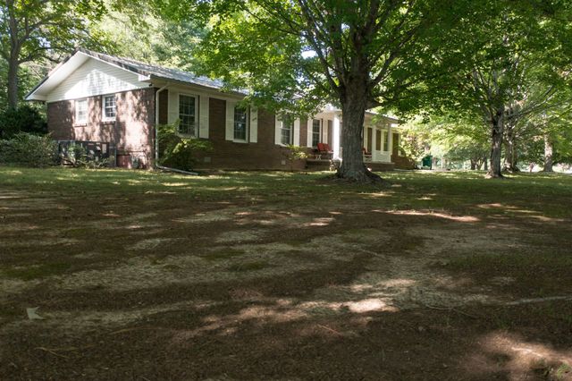 23 Woods Edge Rd, Winchester, TN 37398