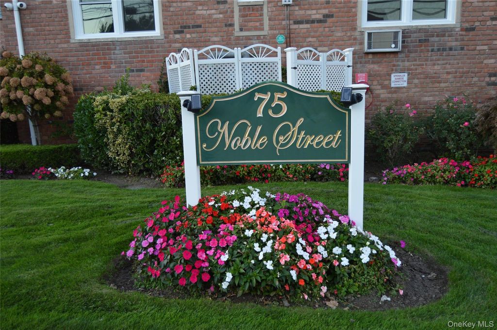 75 Noble Street 221, Lynbrook, NY 11563 — exterior