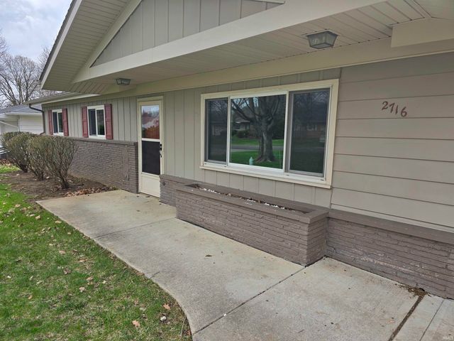 2716 Bellevue Drive, Fort Wayne, IN 46825