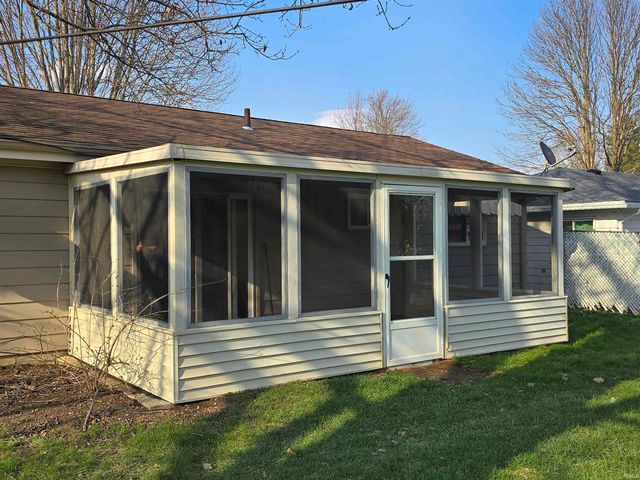 2716 Bellevue Drive, Fort Wayne, IN 46825