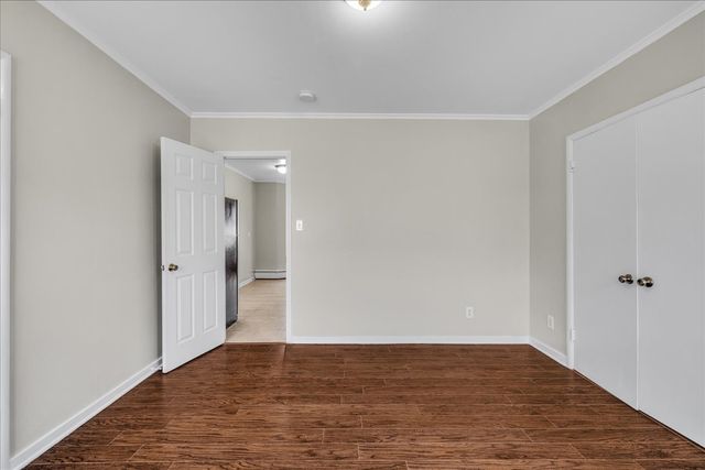 17 S 4th Avenue A, St. Charles, IL 60174