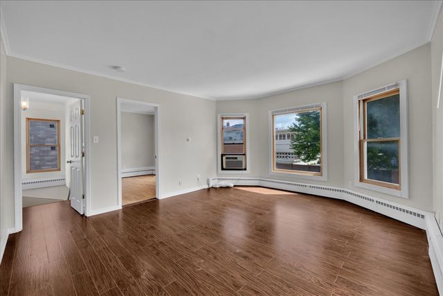 17 S 4th Avenue A, St. Charles, IL 60174