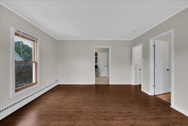 17 S 4th Avenue A, St. Charles, IL 60174