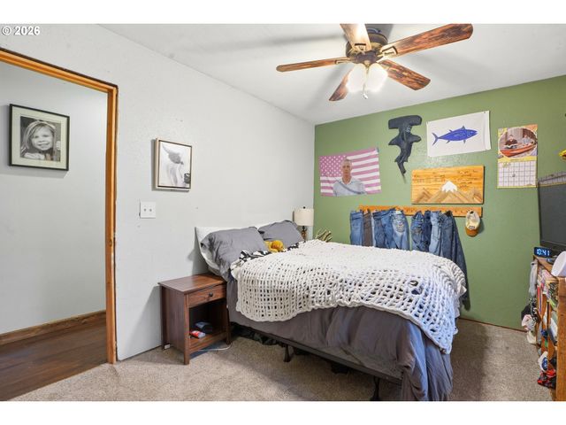 364 Ne 9TH Ave, Canby, OR 97013