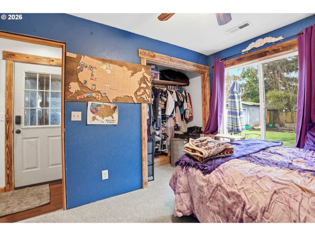 364 Ne 9TH Ave, Canby, OR 97013